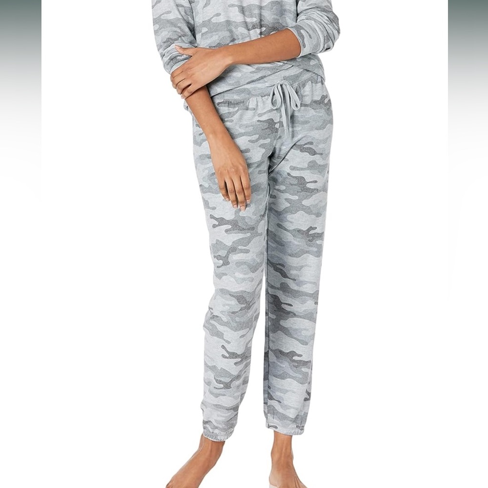 PJ Salvage Loungewear Butterfly Incognito Pants, with pockets, Size Medium